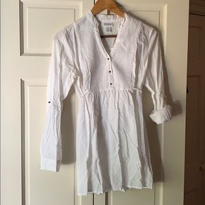 Motherhood Maternity white tunic
